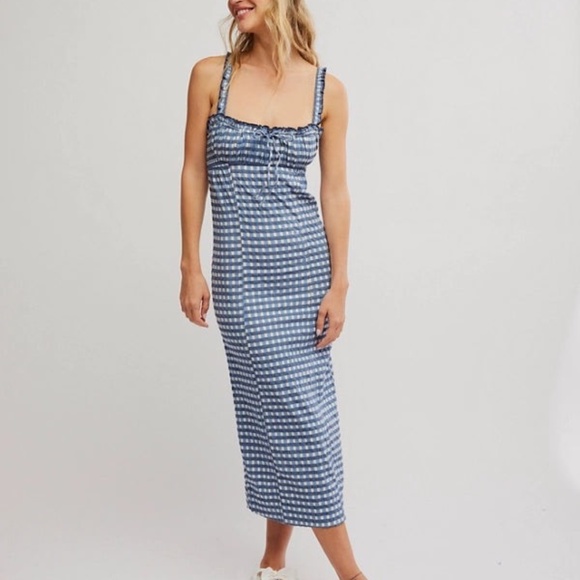 Dresses & Skirts - Free People Lucinda Printed Midi Dress NWT